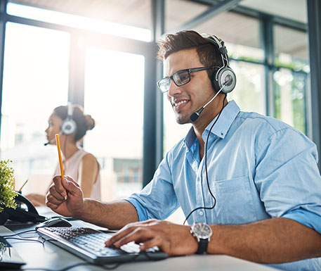 Welche Möglichkeiten der Weiterbildung gibt es für Callcenteragent/innen? Unique informiert und berät Sie zu Ihren Weiterbildungsmöglichkeiten.