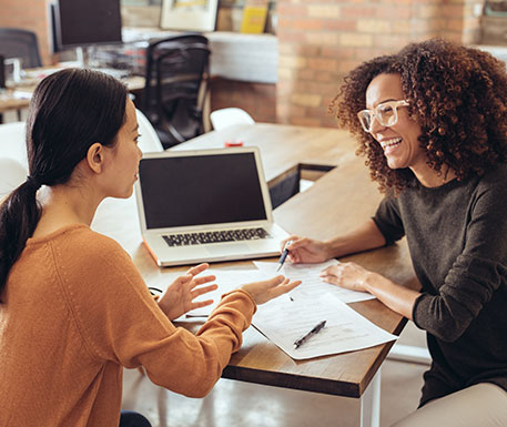 Personalkaufleute erwarten spannenden Weiterbildungsmöglichkeiten. Informieren Sie sich jetzt bei Unique!